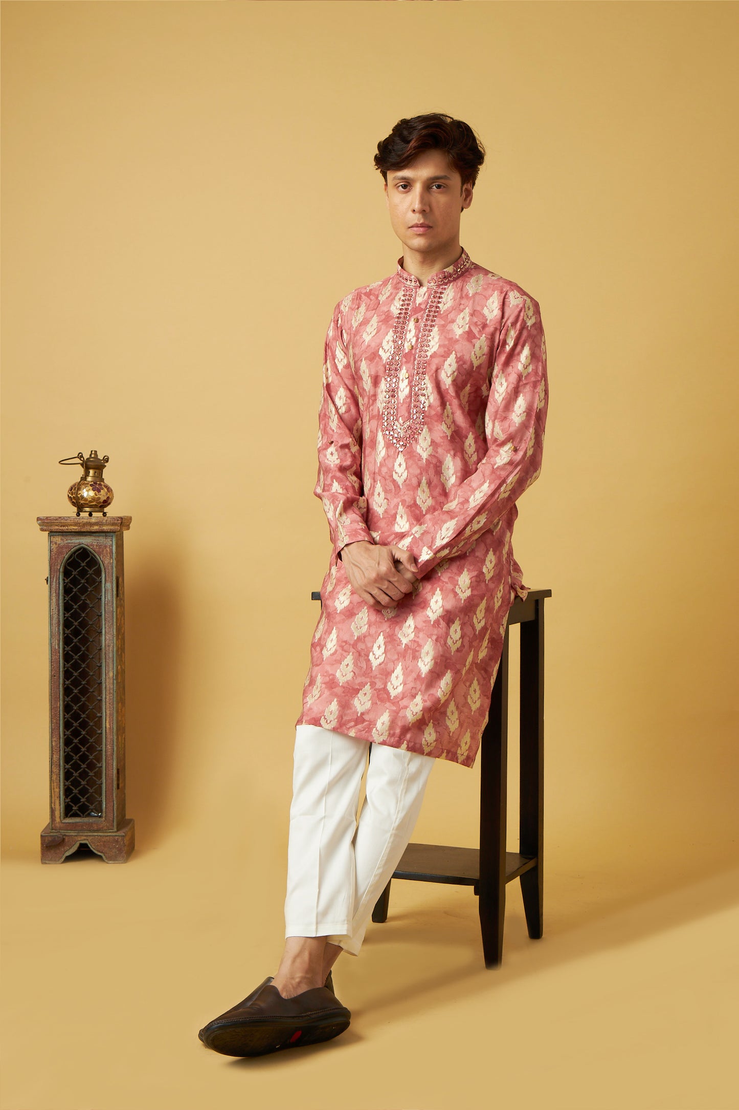 Pink Kurta Set With Mirror Work